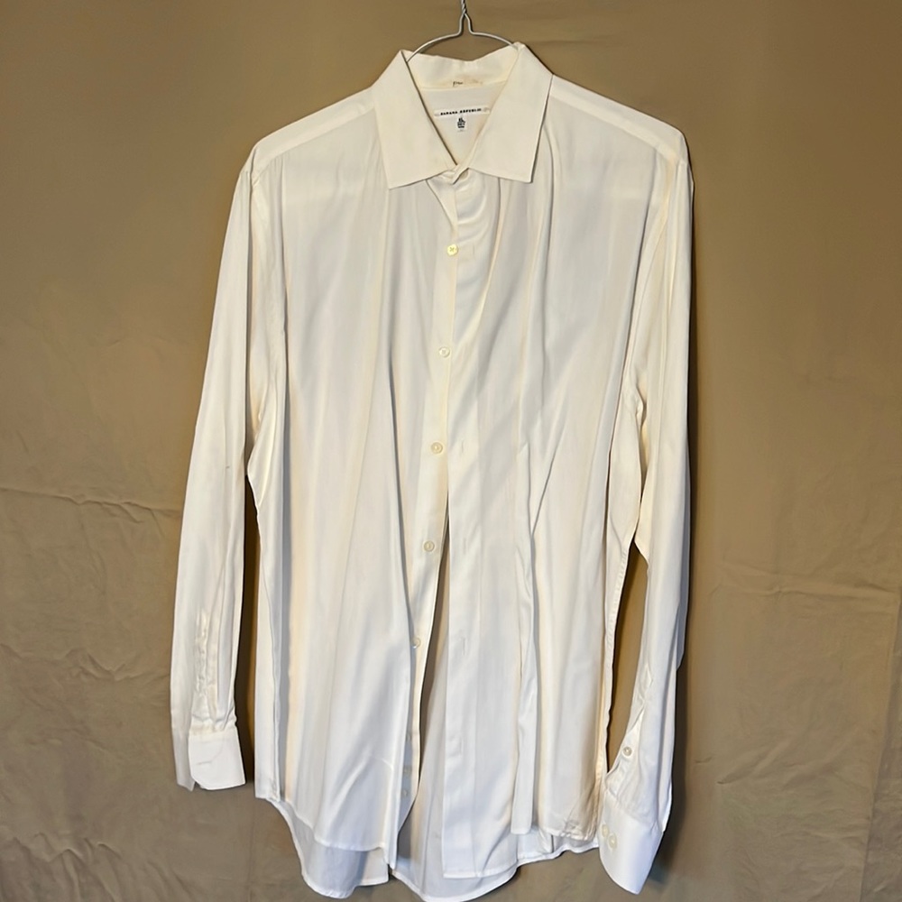 Banana Republic white dress shirt, like new. Size XL